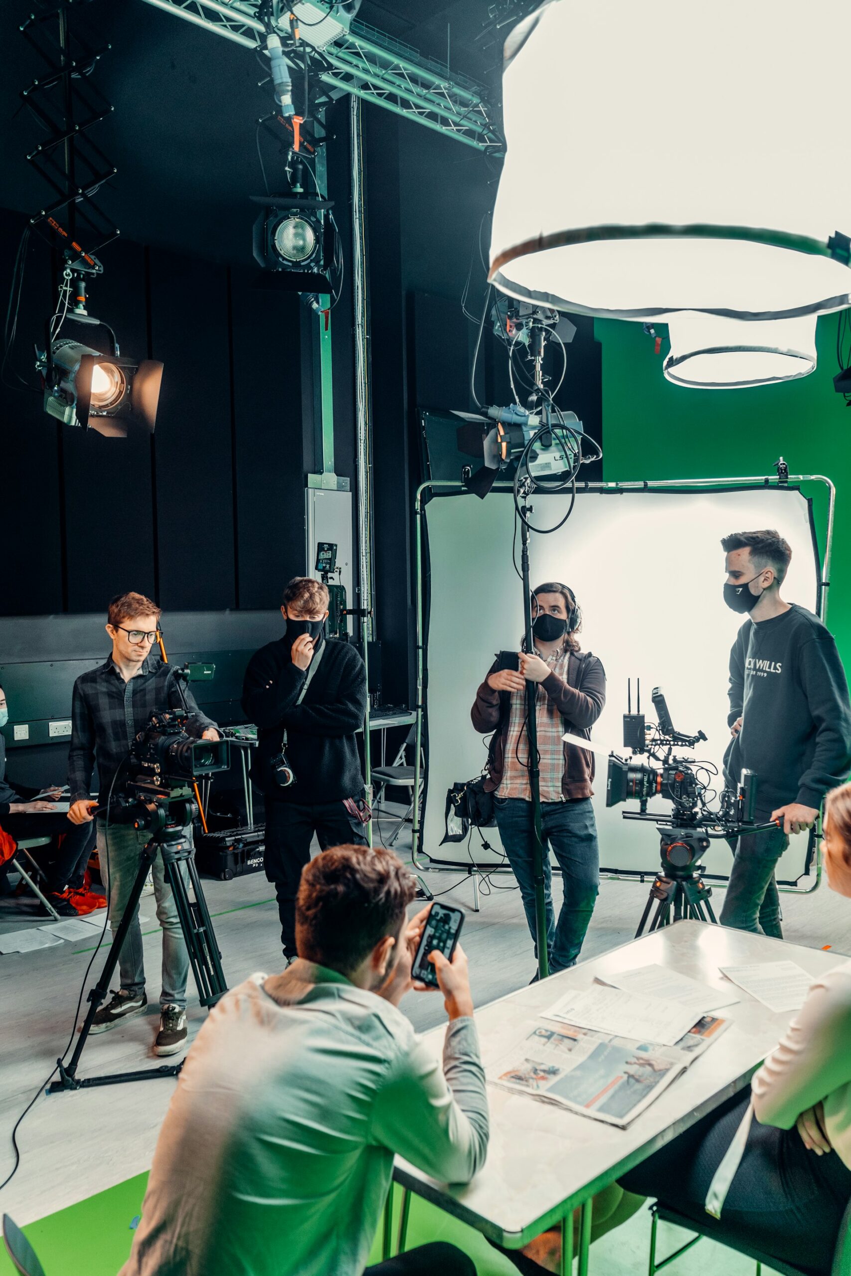 Unlocking Business Growth: How Video Storytelling Transforms Brand Campaigns