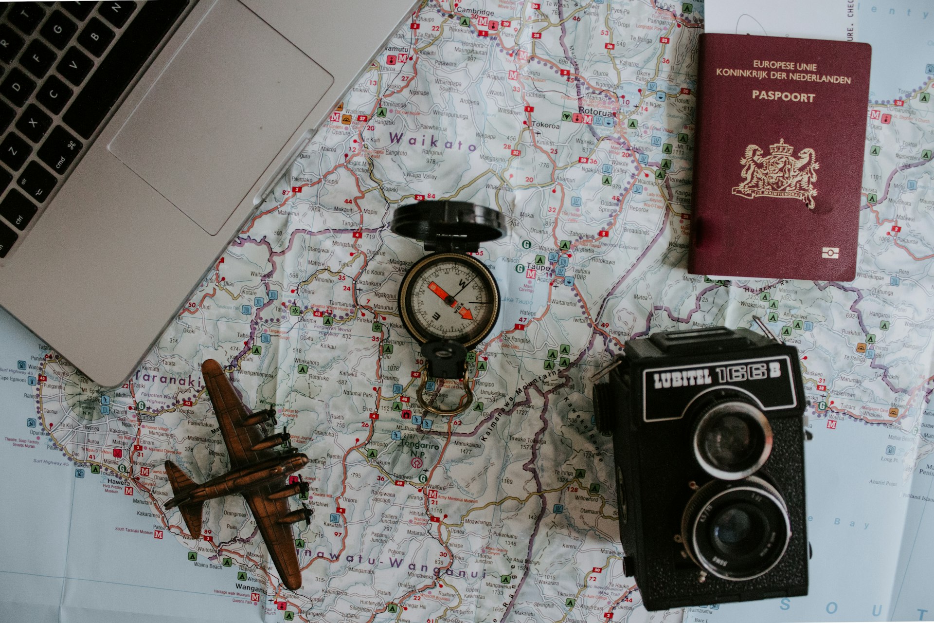 Your Complete Guide to Road Trip Planning Essentials for a Safe, Fun Journey