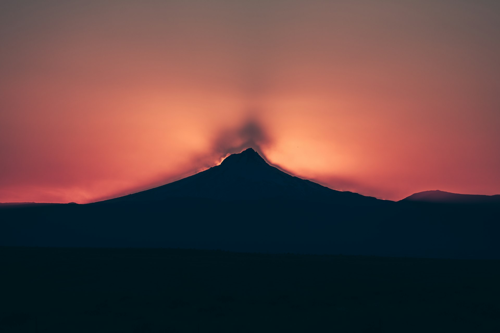 Step-by-Step Guide: Building an Erupting Volcano for Your Science Project